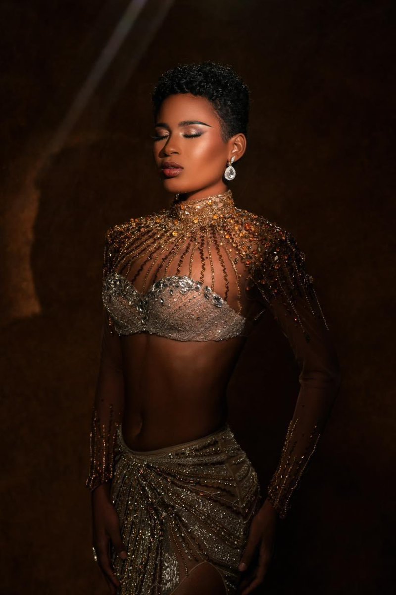 alexie_brooks's tweet photo. “Bultak sang Adlaw”

Gown: Rian Fernandez 
Director | HMUA: Malick Hilado
Photo: Aj Laylo
Studio: The Baby Village Studio

#MissUniversePhilippines2024 
#AbanseBabaye https://t.co/j2ZANP8Q5k
