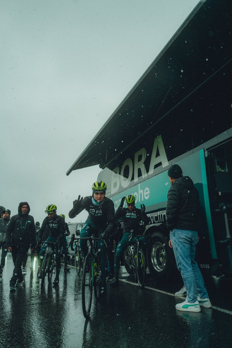 Red Bull – BORA – hansgrohe tweet media