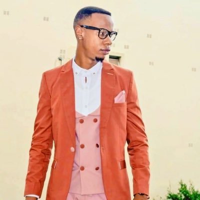 Who is the GOAT between the two, Criss Excel and Shadaya ?

Retweets for Shadaya          Likes for CrissExcel