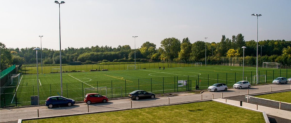 Join us in 2024 and kick off a new football journey at Broadhurst Park! Secure our 3G pitch as the base for your new team. Train under the lights, with convenient transport links and community team discounts. #NewBeginningsAtBroadhurstPark 🌟⚽️🏟️ fc-utd.co.uk/3g-pitch?utm_c…