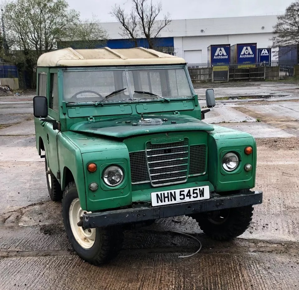 Ad:  1980 Land Rover Series 3 88'
On eBay here -->> ow.ly/k6xT50ROnii

 #LandRoverSeries3 #ClassicCarsForSale #OffroadLife #CarRestoration #ClassicCarLover #OldCar