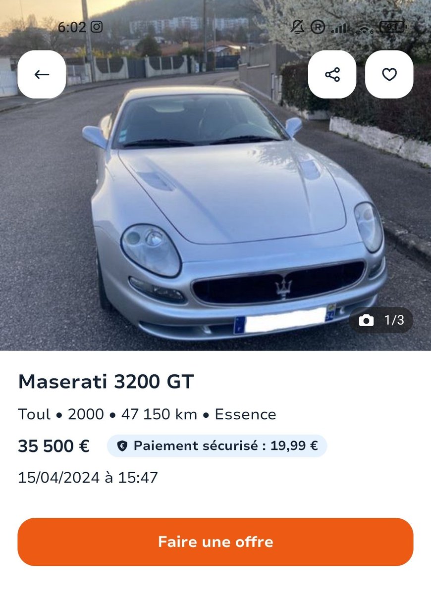 jemleau's tweet photo. Voici ce en quoi vous pouvez rouler pour le même prix qu'une R5 électrique https://t.co/V4izJvhg6b