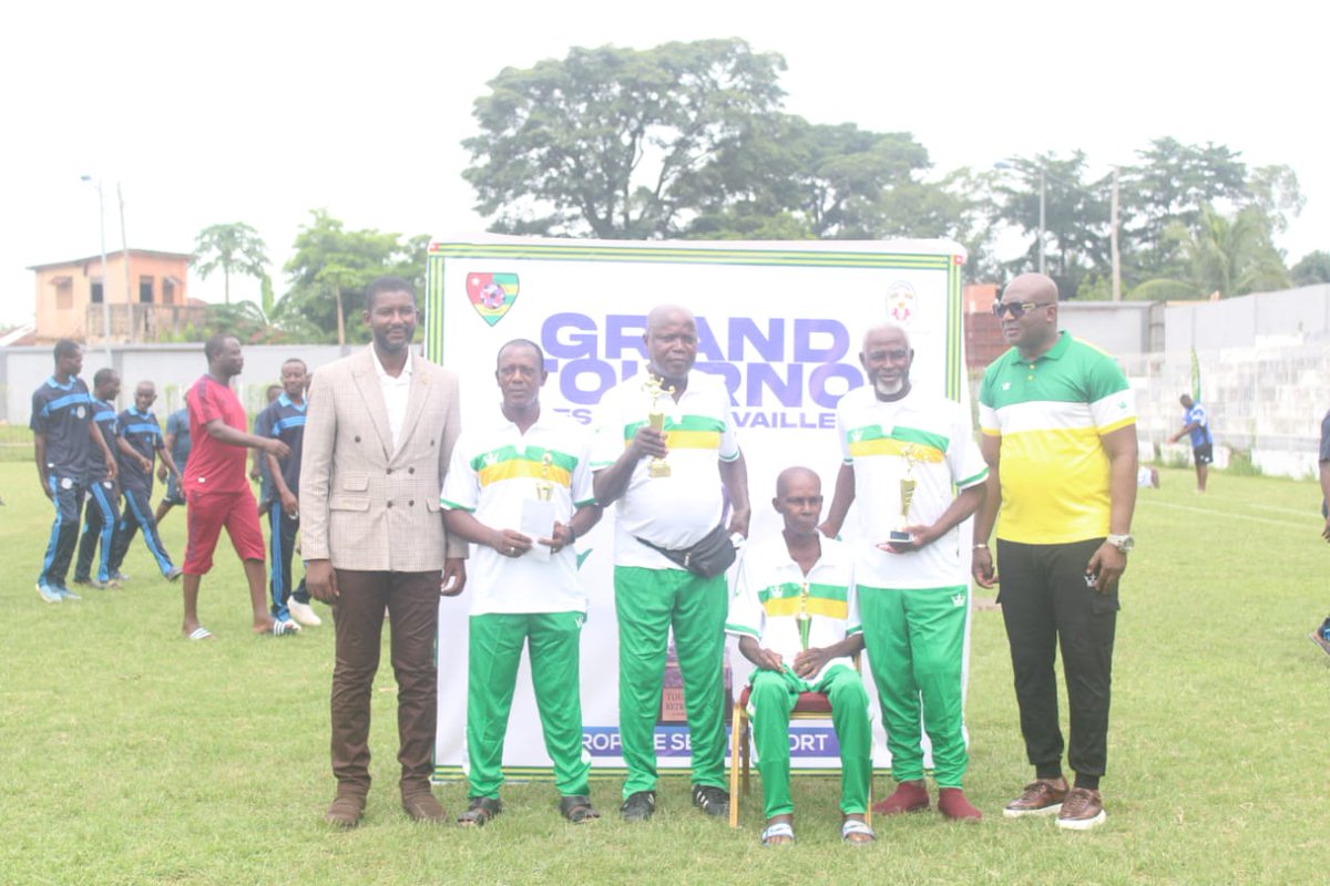 OfficielSergio's tweet photo. Une belle réussite encore cette année pour le tournoi des Retrouvailles 2024.
 Merci aux @MinistereSports, @FtfTogolaise,  autorités locales, les clubs, les arbitres , les anciennes gloires et aux médias.
Vivement l'édition 2025.
@MinistereSports 
@FtfTogolaise https://t.co/gjRmPs2PeV