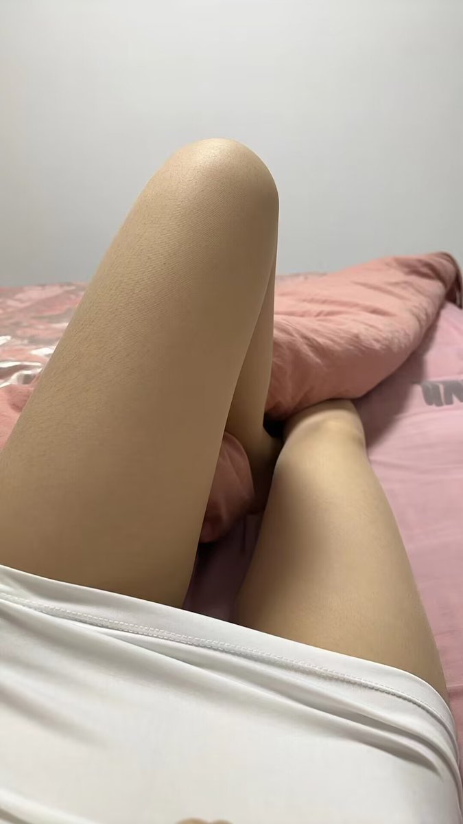 0532地区，青岛推友发来投稿，邀请同城同好上门保养老婆的鞋袜及贴身衣物。同城寻同好交流，互换老婆原味。青岛地区有意向的高素质同好，可私信我获取联系方式，拒绝白嫖。 https://t.co/viGQjEJnPw
