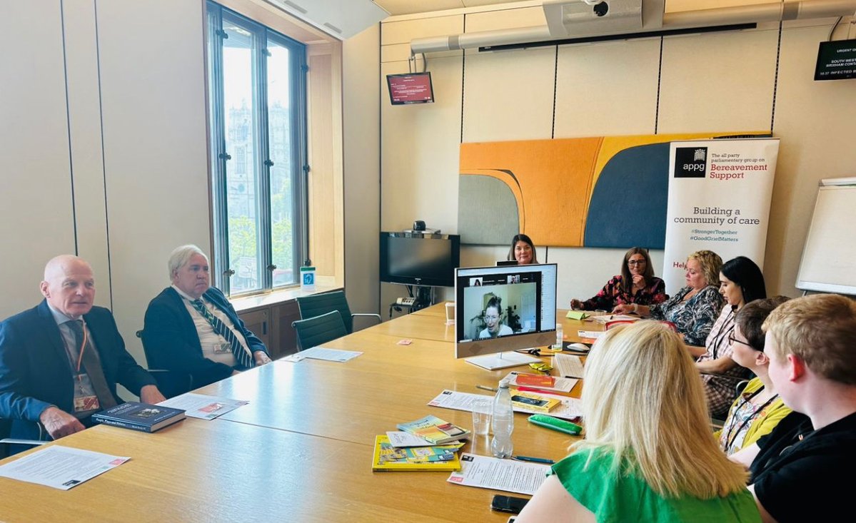 BackPocketTeach's tweet photo. What a great start to the week. London looking beautiful for @goodgrieftrust APPG - Bereavement Support, meeting incredible people @diaoaks & many more @mcashmanCBE @lindamagtv Sharing my @KingstonUni findings @TuffreyWijne #WeAllGrieve #SEND #LearningDisabilities @winstonswish https://t.co/vnGdfPRkVq
