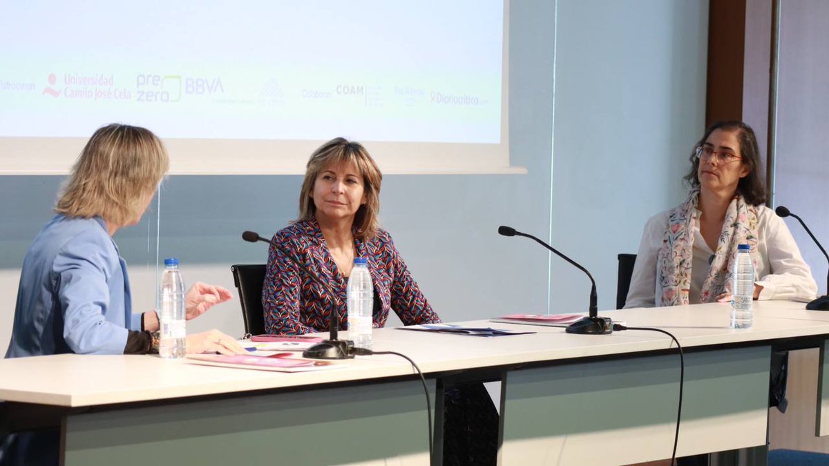 Madridiario's tweet photo. #VivirEnMadrid Esther Valdés, experta en Sostenibilidad y Paisaje en la @universidadcjc: "Si cambias la movilidad tienes que pensar en los nuevos modelos: supermanzanas, barrios vivos, etc. Esta nueva concepción lo que hace es dar servicio a esos elementos fundamentales que hacen ciudad. Si eliminas coches de las calles vas a tener a la gente invadiendo las calles, un urbanismo más pensado para las personas".

🏡https://t.co/8L8jbH6z9n……… #Madridiario

📹 Sigue en directo
https://t.co/YlF8CZVK50………