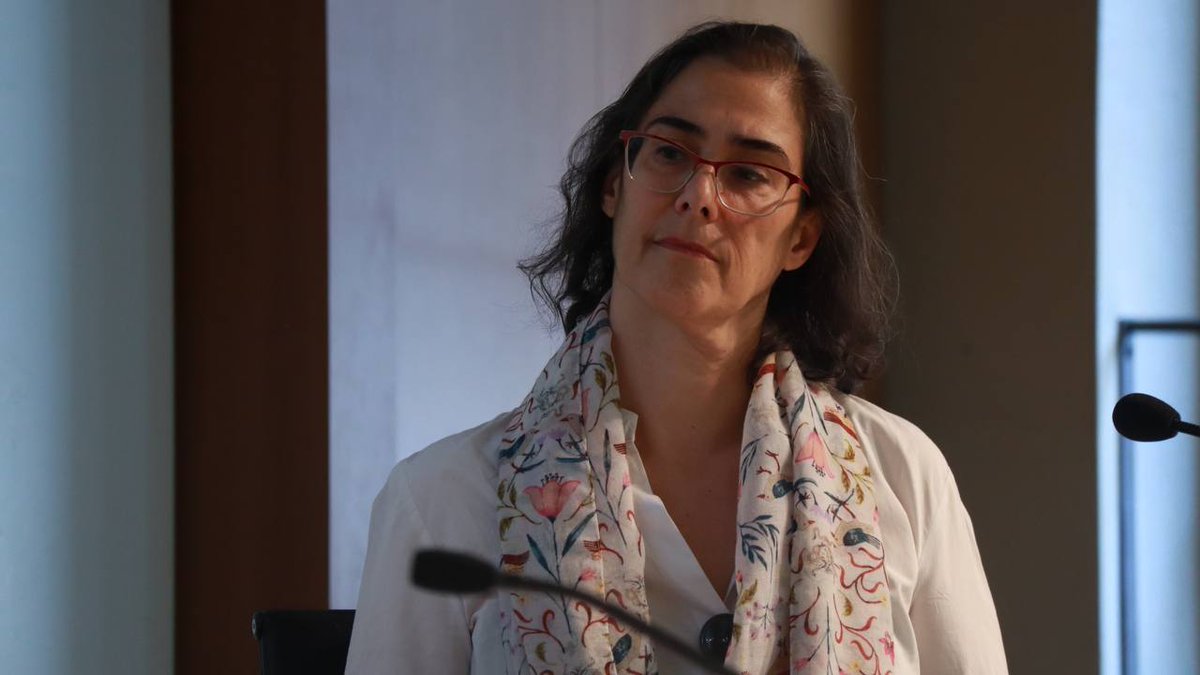 Madridiario's tweet photo. #VivirEnMadrid Esther Valdés, experta en Sostenibilidad y Paisaje en la @universidadcjc: "En esa vida de barrio, la gente está más acompañada".

🏡https://t.co/WfcBI4q71X……… #Madridiario

📹 Sigue en directo:
https://t.co/5XeG6VE6pU……… https://t.co/qRzX2CmAAN