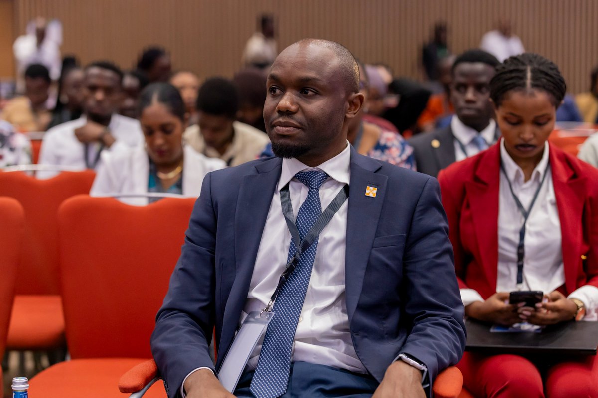 On the second day of #Research4Rwanda2024, we opened with remarks from @jcmugunga, Deputy Chief Medical Officer of @PIH, who described the critical role of partners in advancing health research and advocacy, particularly in relation to equity in health research.