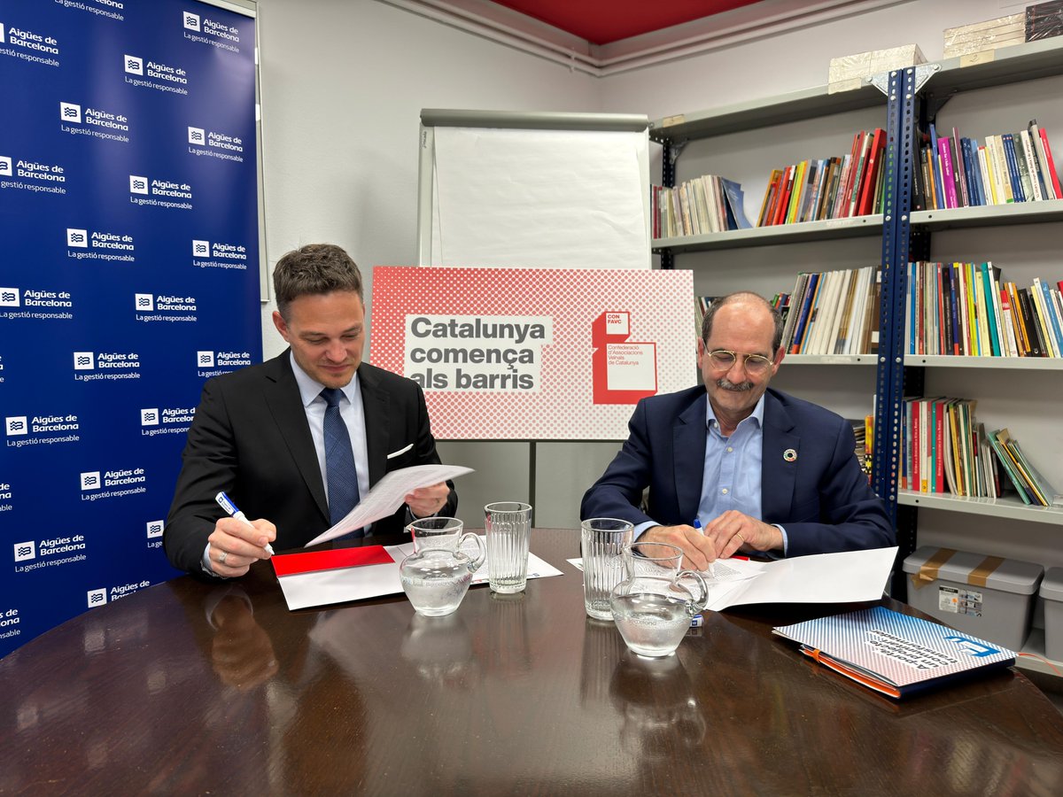🤝 Renovem l'acord de col·laboració amb <a href="/CONFAVC/">confavc</a> per impulsar el projecte <a href="/A_porta_/">A-porta</a>.

Aquesta és una iniciativa d’apoderament comunitari dirigit a informar a les llars en situació de vulnerabilitat, dels mecanismes i ajuts que ofereixen Aigües de Barcelona, les administracions i