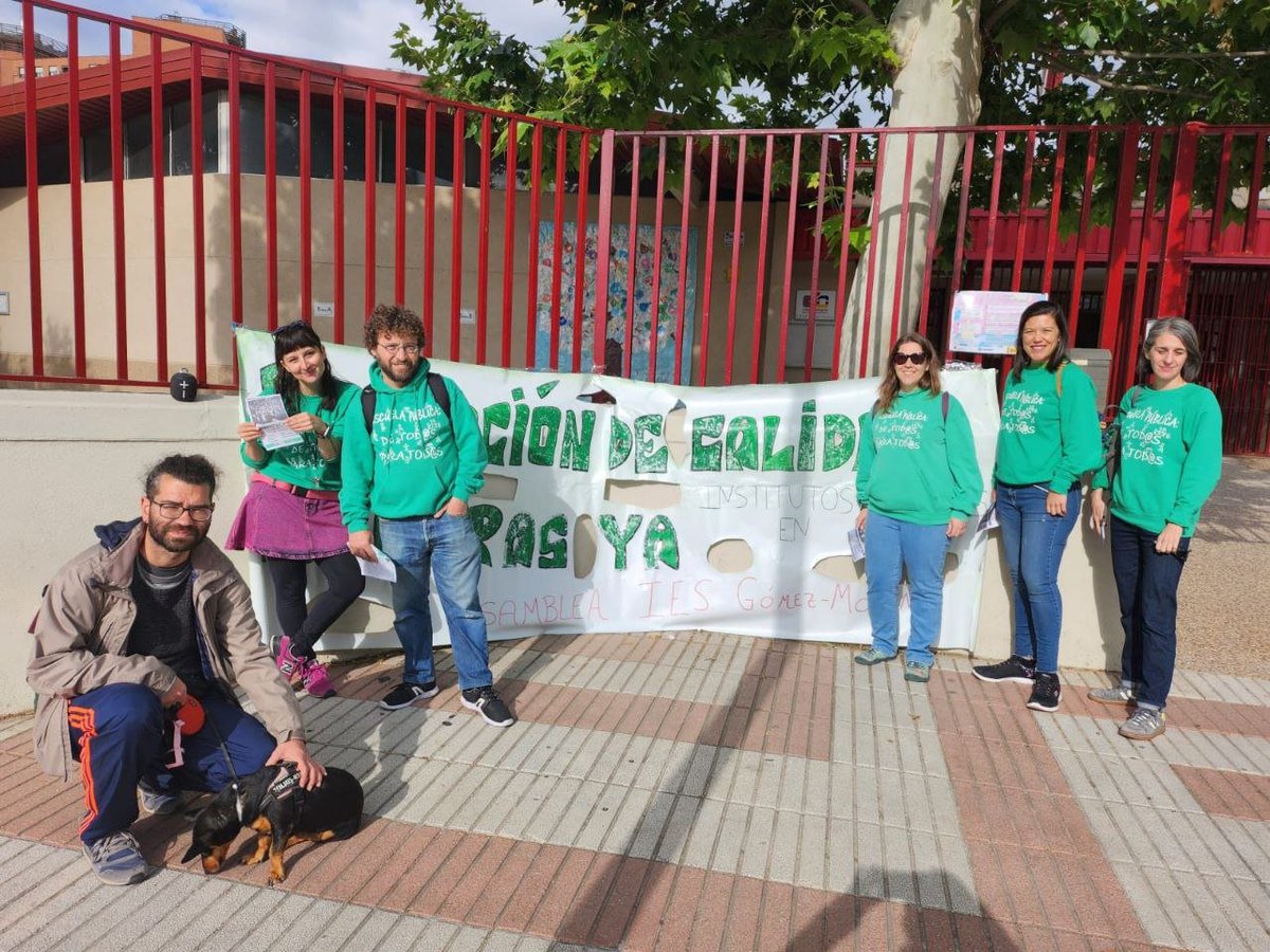 CNT_Villaverde's tweet photo. HUELGA EDUCACIÓN PÚBLICA 

💚✊🏾📣 Jornada de piquetes informativos en los centros educativos de toda la CAM 

📌 12:00h Concentración en la Consejería de Educación 

📌 17:30h Manifestación Atocha - Sol

#VoyalaHuelga
#ALaHuelgaDesdeAbajo https://t.co/VKuC2Ka5lr