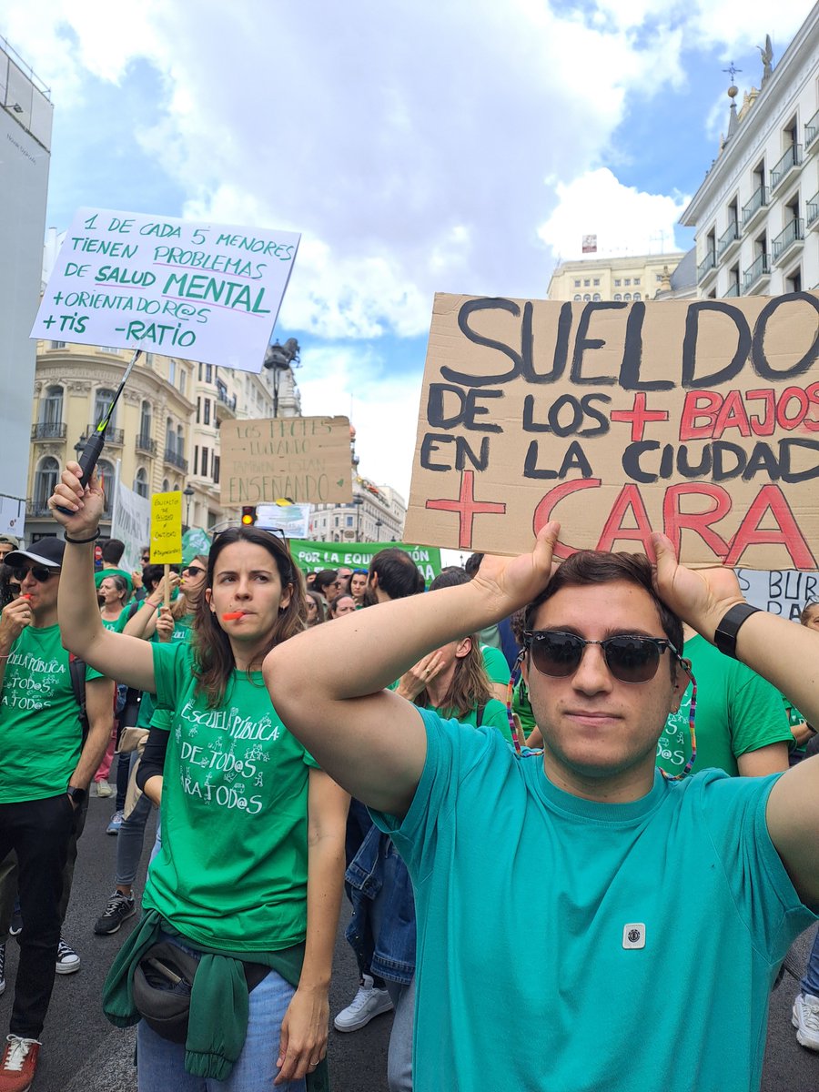 Asamblea Menos Lectivas #SalvemosLaPública tweet media