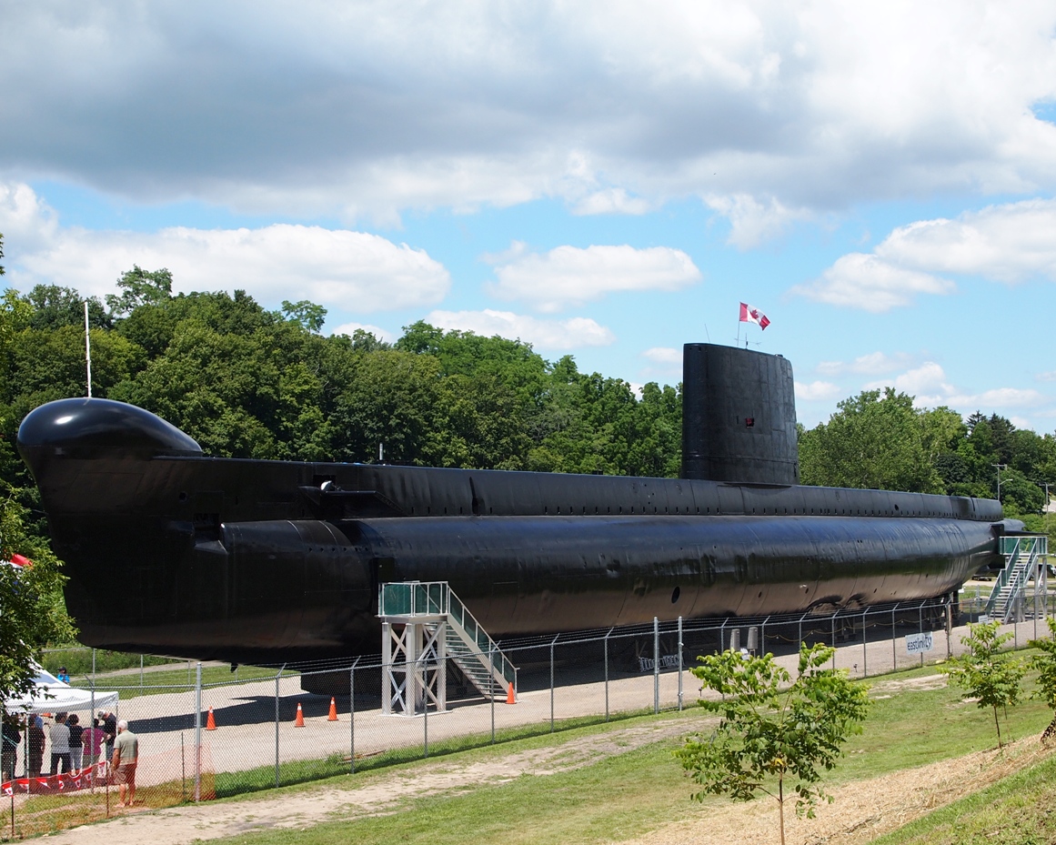 #OTD 21/5/1998 #RememberRCN -HMCSubmarine OJIBWA is the first of the “O” class submarines to be  paid-off and is now a museum ship in Port Burwell, ON.