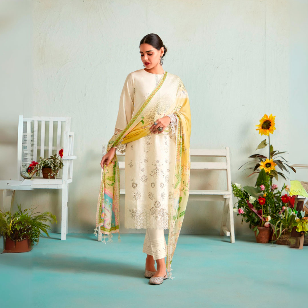 SimpleSarees's tweet photo. Embrace timeless elegance with Simplesarees' designer Muslin Salwar Suit! ✨

🌐 Shop here: https://t.co/We9T22TDqP

#simplesarees #SalwarSuit #designersalwarsuit #salwarsuitonline #OOTD #indianwear #Dress #PawDay #FashionTrends #womenswear #clothing https://t.co/1XqrWP9R4l