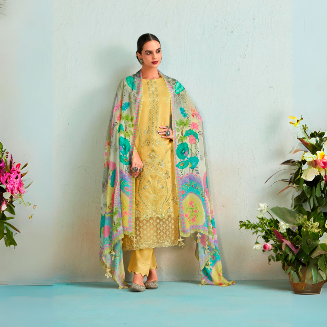 SimpleSarees's tweet photo. Embrace timeless elegance with Simplesarees' designer Muslin Salwar Suit! ✨

🌐 Shop here: https://t.co/We9T22TDqP

#simplesarees #SalwarSuit #designersalwarsuit #salwarsuitonline #OOTD #indianwear #Dress #PawDay #FashionTrends #womenswear #clothing https://t.co/1XqrWP9R4l