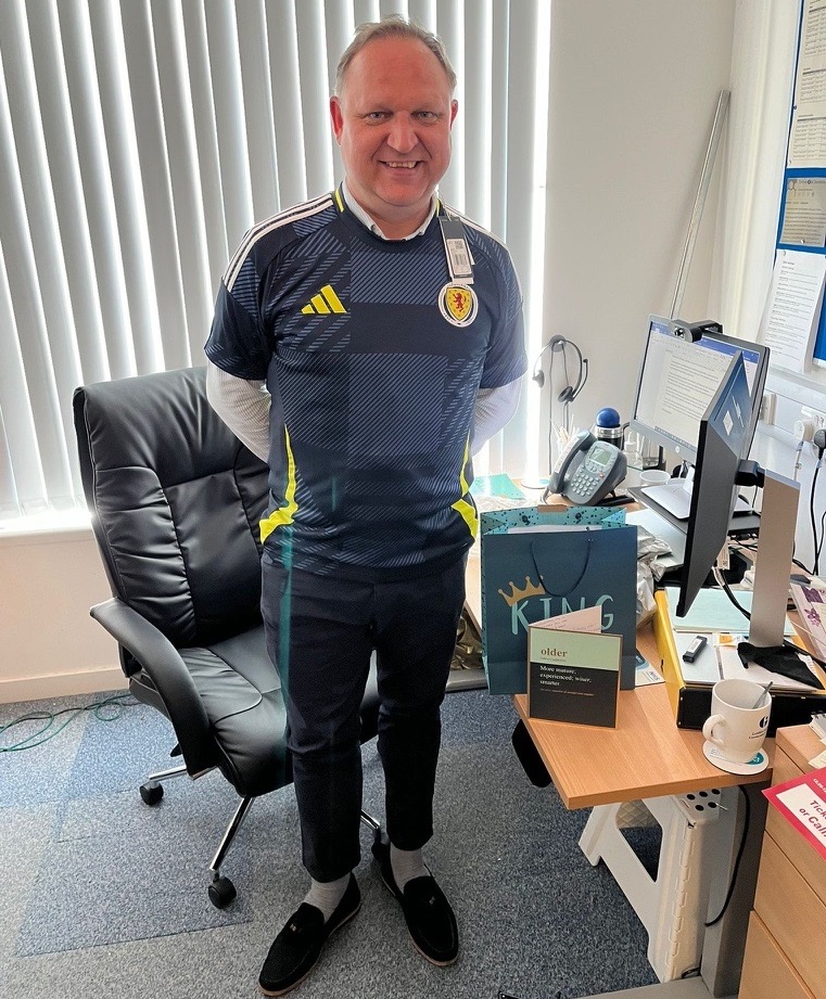 Happy birthday to Senior Marketing and Communications Officer Scott McAngus who is 50 today. The #TartanArmy foot soldier is now 'Munich-ready' for next month's big #Euro2024 Germany v Scotland match with the new home top as a present. All the best Scott, many happy returns ❤