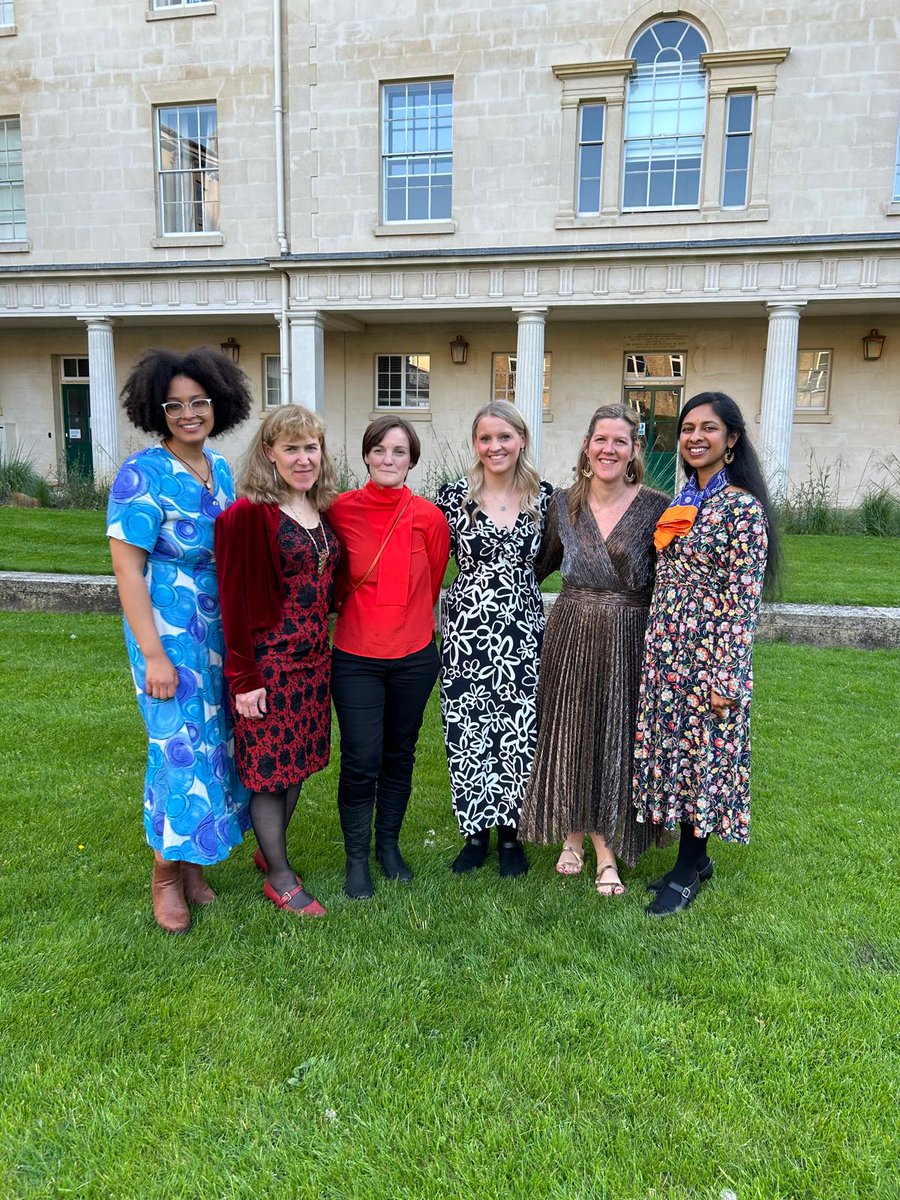 medicalwomenuk's tweet image. 9th May : Pre-Conference excitements
Slide 1: Our Past President
Slide 2 : MWF officers team
#mwf #springconference #cambridge