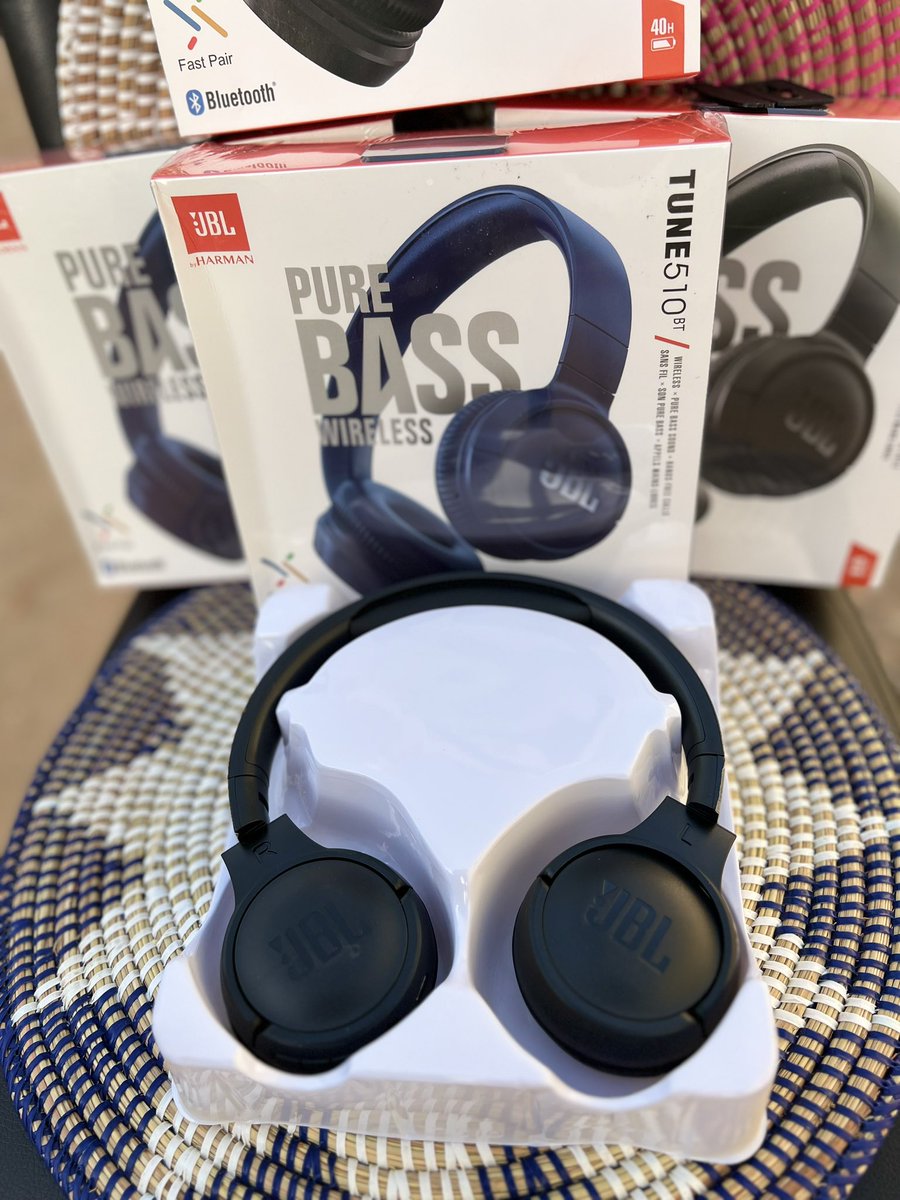 Wrapped__'s tweet photo. JBL Beads available 
Going for D1000

Works with both IOS and Android
Great battery and sound system 

Contact us on 7414009 https://t.co/tPiXYWCe8s