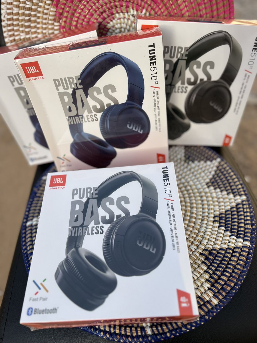 Wrapped__'s tweet photo. JBL Beads available 
Going for D1000

Works with both IOS and Android
Great battery and sound system 

Contact us on 7414009 https://t.co/tPiXYWCe8s