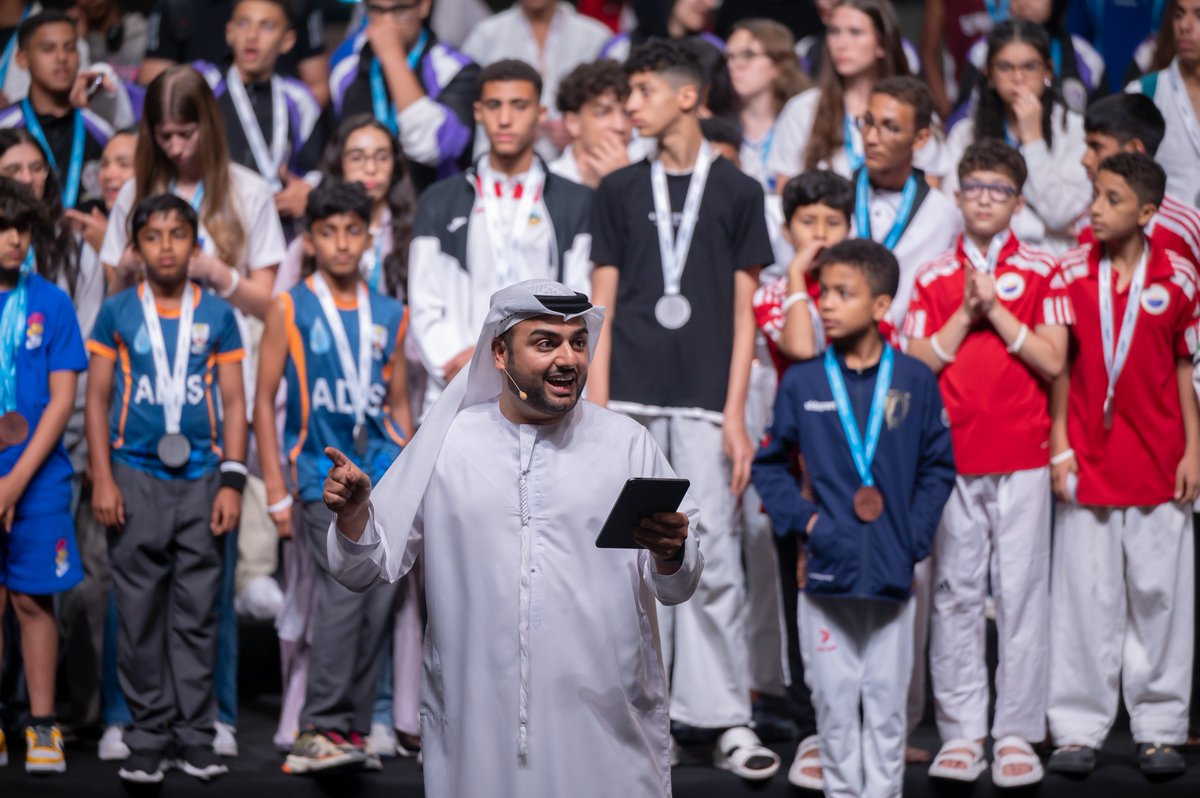 uaesusf's tweet photo. بعض الأنشطة التفاعلية التي استمتع الطلاب بتجربتها في نهائي #بطولة_الألعاب_المدرسية
Fun and engaging activities experienced by students at the UAE School Games final https://t.co/hHTnVZ0xil