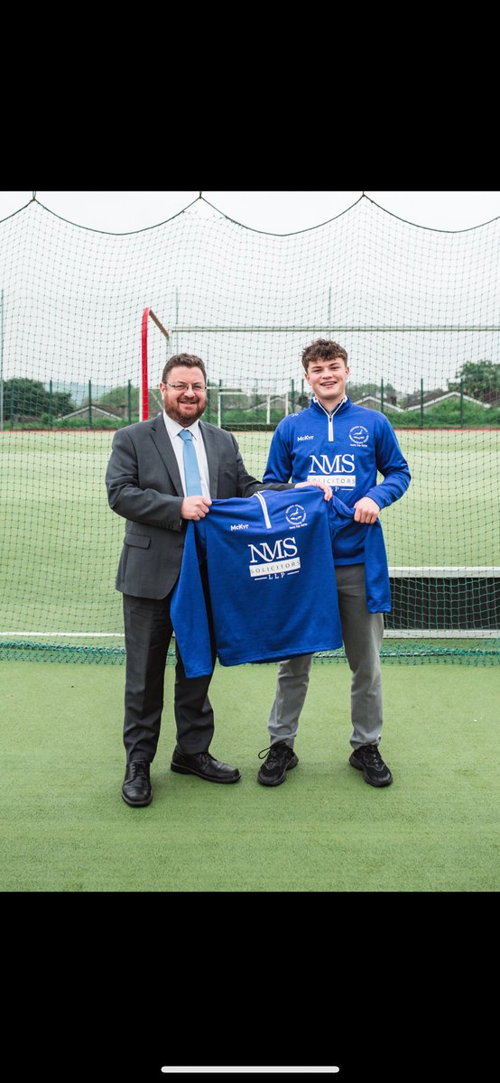 CChoilmgaa's tweet photo. Our senior hurling team were kindly sponsored by Niall Murphy Solicitors this season. We are very grateful to Niall for his continued support. Pictured is joint captain Johnny Galvin with Niall @colaistechoilm @BallincolligGAA @murphyslawcork https://t.co/mnYIkjmKKH
