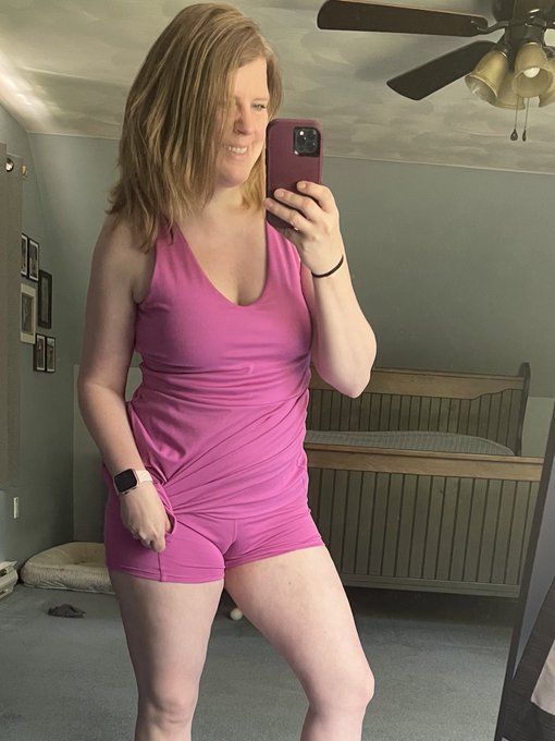 Off to my work out! Good morning, say it back ❤️💋❤️💋 https://t.co/11gTVd56Bi<a href="/tag/tuesdayvibe"class="tags"><span>#tuesdayvibe</span></a>