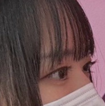 m_oilqq's tweet photo. 整形してから自分の目の形好きすぎる。
一重だけど確実にデカイ。
4枚目整形前。死。笑 https://t.co/ykTuqrRl5R