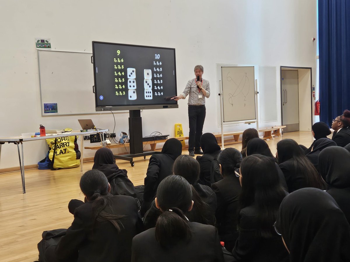 We were fortunate to have @robeastawy come in and deliver an enriching talk to year 10 students about Maths and English in Shakespearean time. All students and staff really enjoyed this session. Thank you Mrs S for organising too!