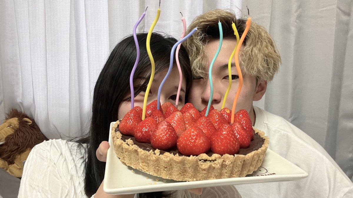 152__cm__'s tweet photo. 2nd anniversary &amp; Happy birthday💖 https://t.co/aQS3ITDvAd