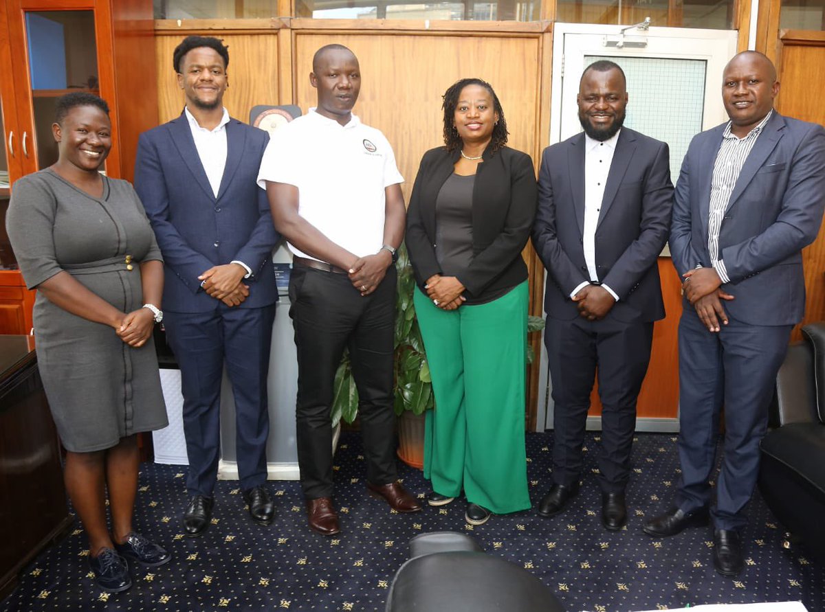 IbrahimAuma_'s tweet photo. Excited to have welcomed C40 Cities' Incoming Regional Director, Ms. Dora Modise @GBCSA_CEO, to discuss strengthening our climate action efforts in Nairobi! We’re grateful for @c40cities’ support, especially in developing and implementing our Climate Action Plan (2020-2050). The solarization of City Markets is just the beginning. Together, we aim for tangible projects that benefit our citizens and involve local expertise.