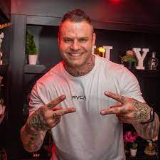 THE SA MOBI CHART

NR 10

<a href="/DjDekStir/">DJ DKSTR</a> - IN THE MIDDLE

<a href="/VonkMusiek/">Vonk Musiek</a> <a href="/StarburstPromo/">Starburst Promotions</a> <a href="/SelectMusiek/">Select Musiek</a> <a href="/CO_Productions/">CO_Productions</a> <a href="/taniakrugel/">Tania Fourie</a> <a href="/JennyGriesel/">Jenny Griesel</a> <a href="/AlishiavanDev/">Alishia</a> <a href="/Umusiek/">Universal Musiek</a> <a href="/TheMarketingZoo/">The Marketing Zoo</a> <a href="/Christien_DK/">Christien De Klerk Marketing</a> <a href="/Jaansil/">Jana De Beer</a> <a href="/RachelleCrous/">Rachelle Crous</a> <a href="/BinoBoshoff/">Bino Boshoff</a> <a href="/melissaconradie/">Melissa Conradie</a> <a href="/LouiseCrouse/">Louise Crouse</a>