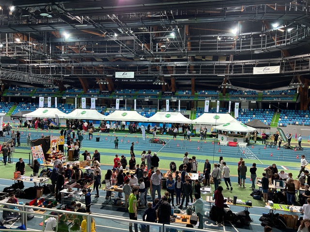 📸 Retours en Images : Forum Mécalive à Liévin 

 Lors du Forum Mécalive le 16 mai 2024, nous avons tenu un stand au stade couvert de Liévin lors de la journée de restitution des concours, auxquels 500 élèves ont participé.  femmes-ingenieures.org/82_p_50724/act…