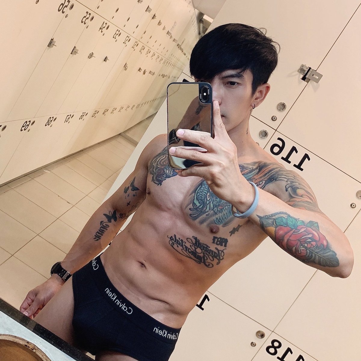 maxmax_kung's tweet photo. เล่นยิมเสร็จแล้วอยากเล่นหนูทำไงคะ🤣🤣 https://t.co/miegnxMEOg