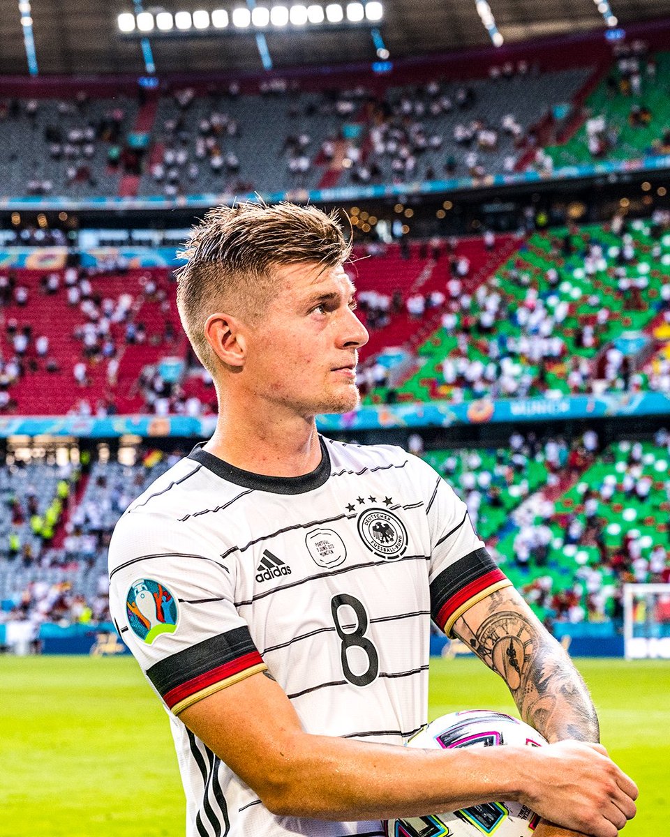 EPL World tweet media