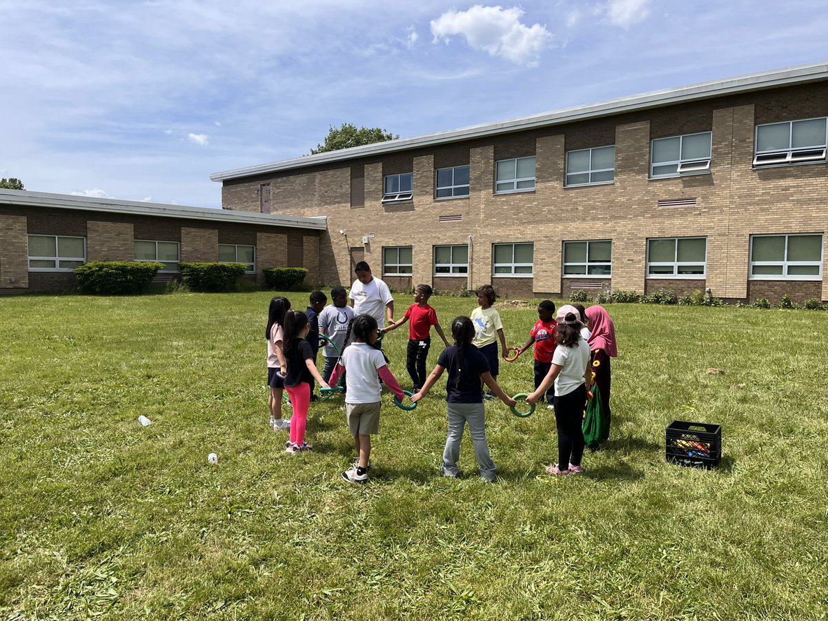 🌟 IPS Lew Wallace School 107 🌟 tweet media