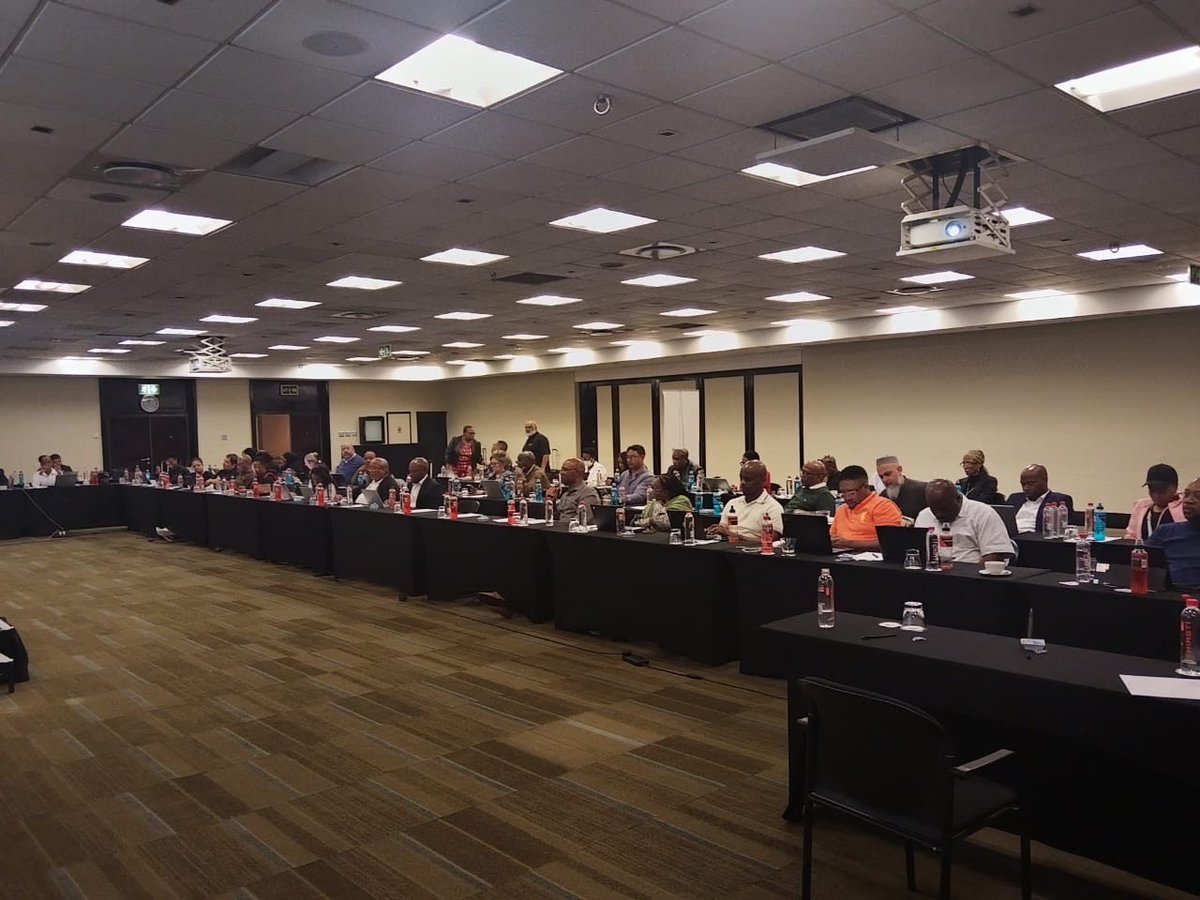 SALegislatures's tweet photo. DAY 2 RECAP📌

The second day of the 2024 South African Legislative Sector’s Review Sessions of Induction Materials was packed with progress and purpose!

We finalised our approach and set timelines for reviewing the induction modules...

#SALS #SpeakersForum #EffectiveGovernance https://t.co/voNySJkORA