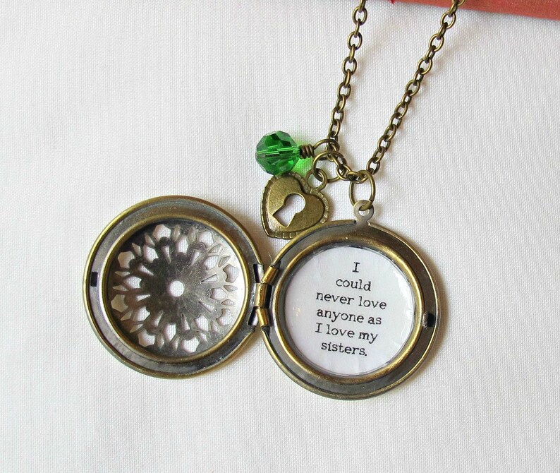 Look no further for a way to tell your sisters (biological or otherwise) that you love them!
Shop here: dspdavey.etsy.com/listing/519142…

#locket #locketnecklace #littlewomen #bookquotes #louisamayalcott #sisterquotes #familyquotes
facebook.com/TwoCheekyMonke…