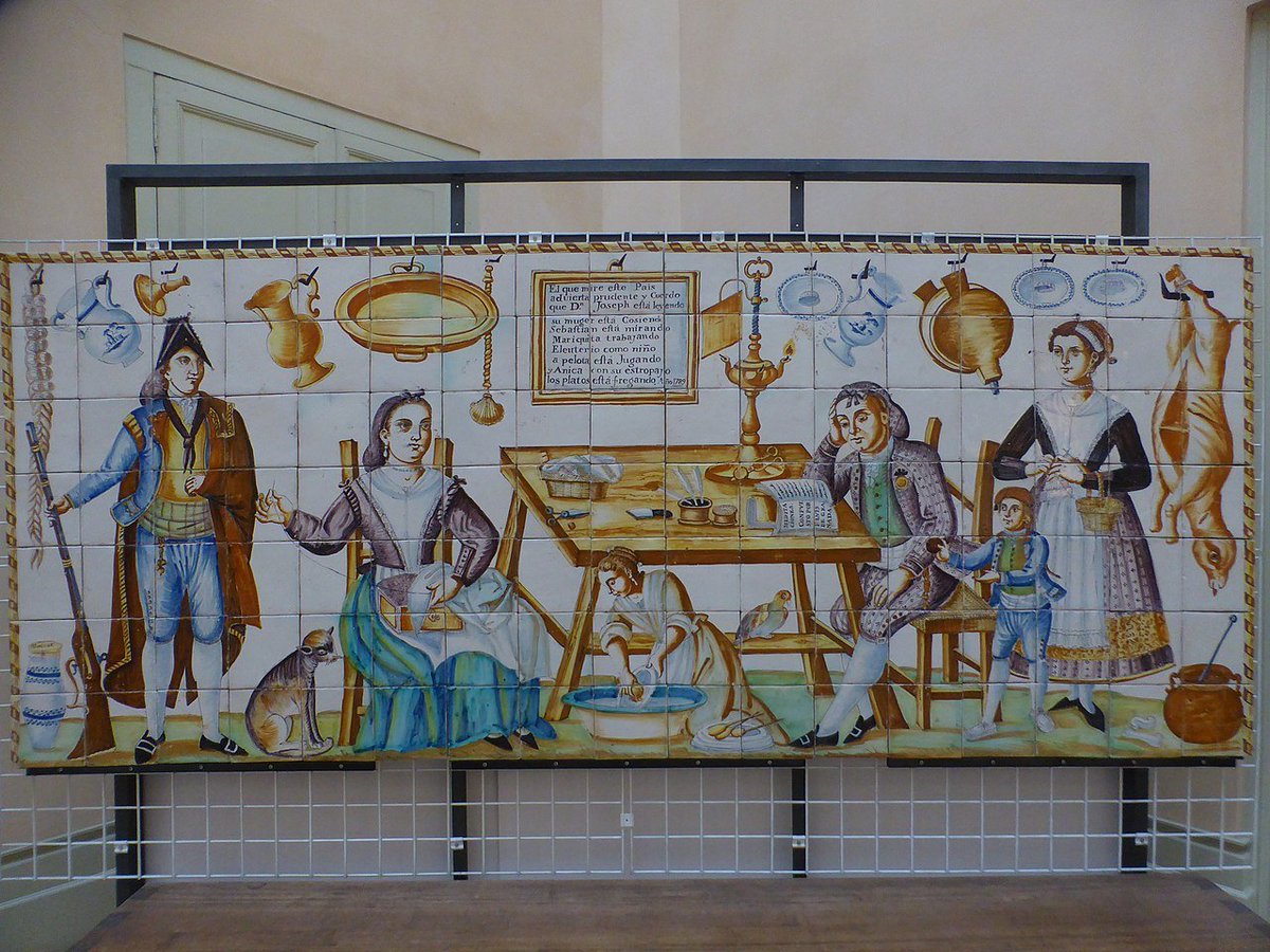 #TilesonTuesday
Panel de azulejos de cocina, del año 1789. Es una escena familiar, donde D. Joseph está leyendo.
📷CARLOS TEIXIDOR CADENAS