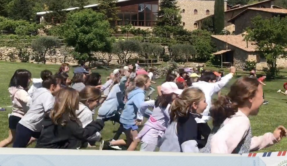 ECanigo's tweet photo. Walumnat de 3r ha passat 3 dies de #colònies gaudint de la #natura i de les activitats d’aventura, diversió i #cooperació. Us animem a veure el vídeo per conèixer tot el que han viscut! Ha estat una experiència molt enriquidora! 🔗https://t.co/cOUNdTsC3I   #Santjust https://t.co/GYu1nduLE6