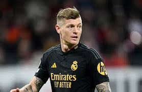 🚨#Kroos SE RETIRA 🚨

El jugador alemán dejará el #RealMadrid a final de temporada