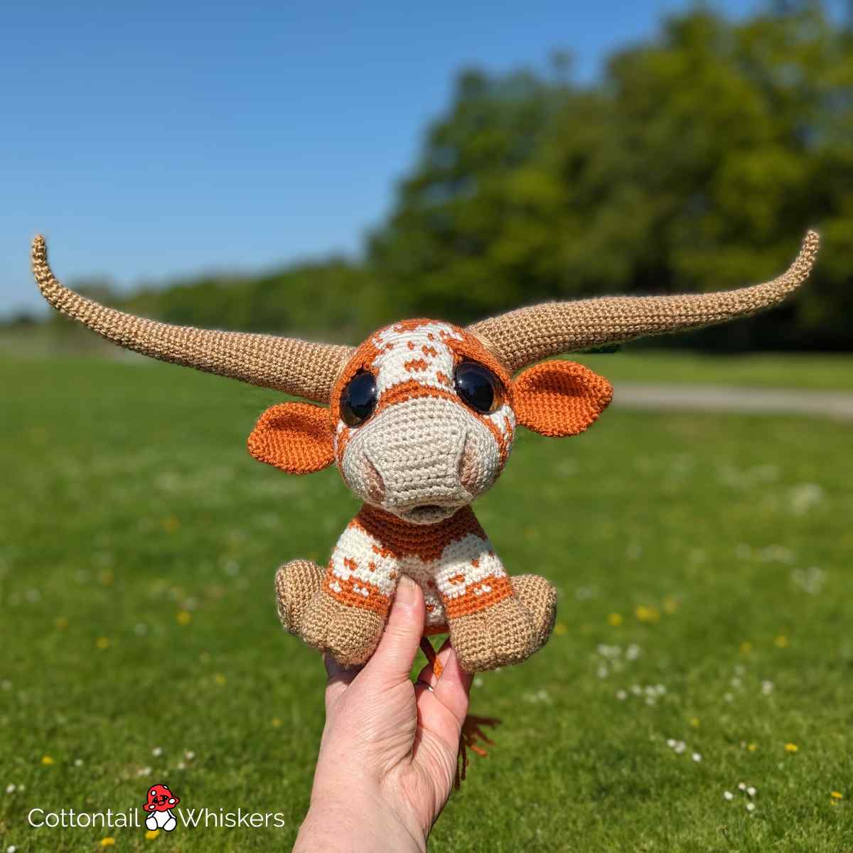 CottontailBea's tweet photo. Meet Chilli Bean!
Our latest #amigurumi #crochet pattern 🐮❤️
#Texas #Longhorn
https://t.co/zZCyeyoyNH https://t.co/oEDan4Qrop