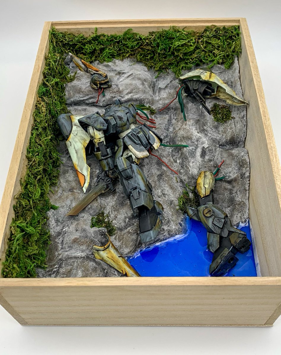 #模型やってて楽しいとき
空っぽの箱を見て描いた空想が形になった時