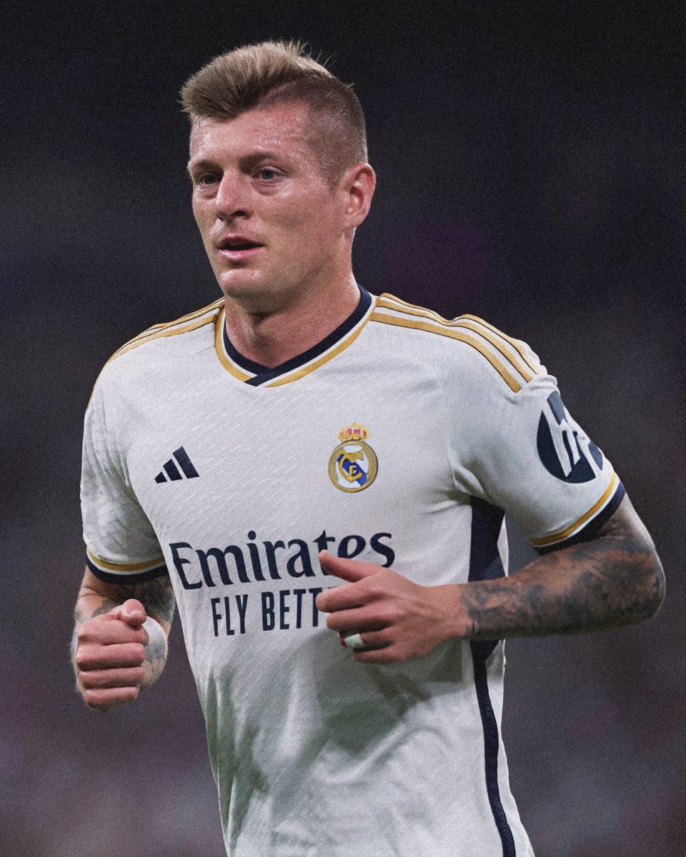 MadridXtra's tweet image. 🚨 People at Real Madrid after Kroos’ announcement: “We are BROKEN.” @TheAthleticFC