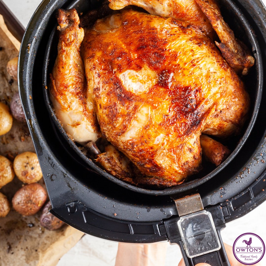 Need dinner insperation? Why not follow our recipe for Paprika Spiced Air-Fryer Roast Chicken! Click to get the recipe! owtons.com/recipes/paprik…