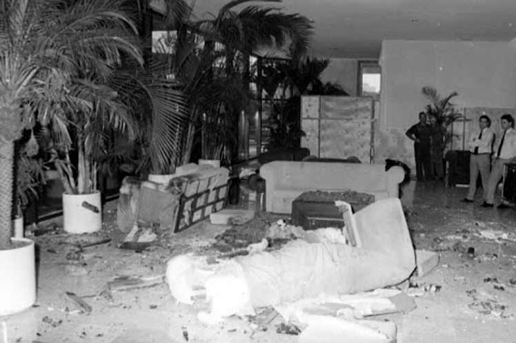 #Cuba rechaza de forma absoluta y categórica todos los actos, métodos y prácticas terroristas, en todas sus formas y manifestaciones, por quien quiera, contra quien quiera y donde quiera que se perpetren bajo cualquier motivación.

Nuestra política es clara: #NoAlTerrorismo.