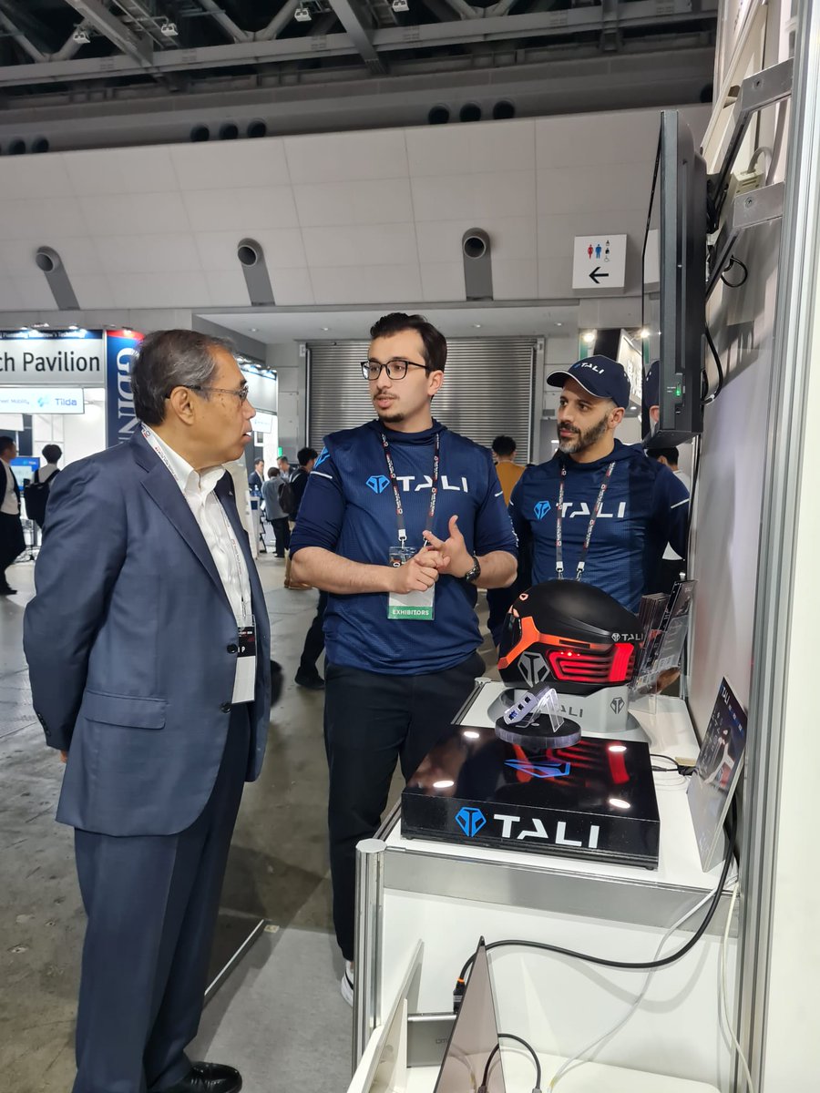 taliconnected's tweet photo. Bye bye le Japon 👋

Une première présentation de nos solutions intelligentes 💡🚨 et connectées 📡📲 sur le continent asiatique au SusHi Tech Tokyo 2024 qui s'est traduit par de belles rencontres, un intérêt certain pour nos produits et une expérience enrichissante. https://t.co/aGC0kZ2QP4