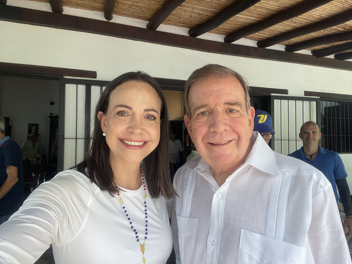 6346G's tweet photo. #EdmundoPaTodoElMundo #EdmundoPresidente A quien coños le puede interesar la ley para las ONG? Venezuela apuesta solo al cambio y a la transición pacífica @MariaCorinaYA @EdmundoGU https://t.co/QrzLPSpCGa