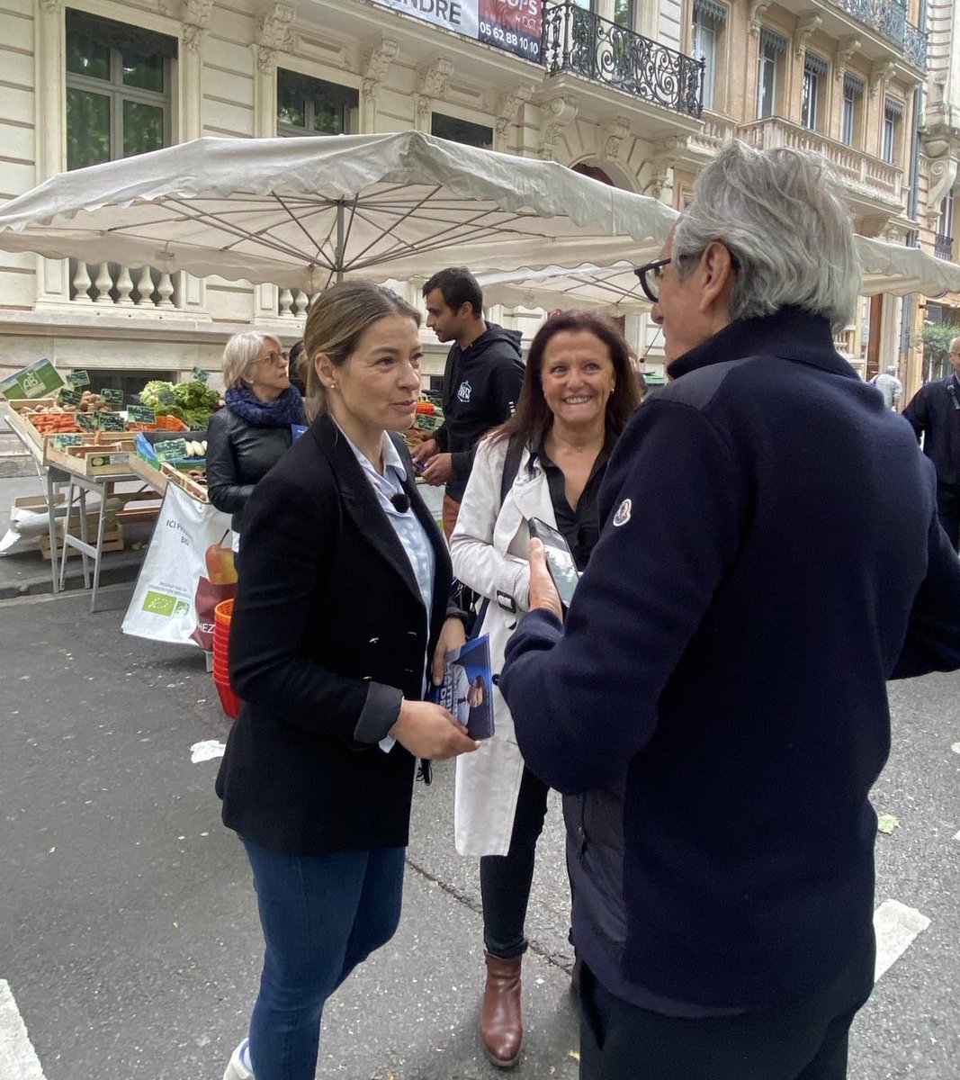 Heureuse de partager ce moment dans la ville rose avec nos militants et <a href="/CgennaroSaint/">Christine Gennaro-Saint</a> 

Tous mobilisés le 9 juin pour maîtriser notre destin !
#avecbellamy