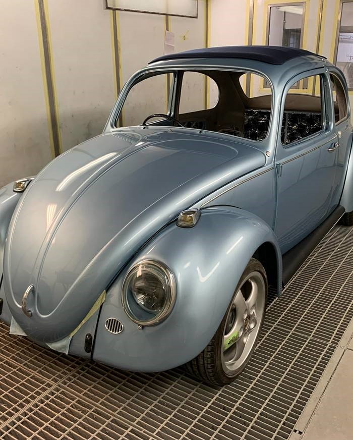 DriftBridgeGrp's tweet photo. Meet Paul Baker, one of our sales managers here at Drift Bridge Group! 

For 18 years, Paul has poured his heart and soul into restoring and perfecting his beloved '67 Beetle. His bond with Beetles runs deep, and his dedication inspires us all!

#PaulsWagen #YourWagen #VW https://t.co/IsXOfKV6Eg