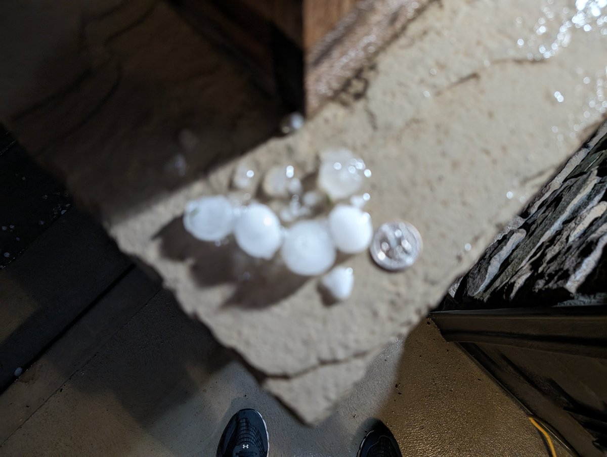 ScottPribil's tweet photo. Quarter plus sized hail in Bennington, NE at 530 this morning. https://t.co/BL345jcM1F