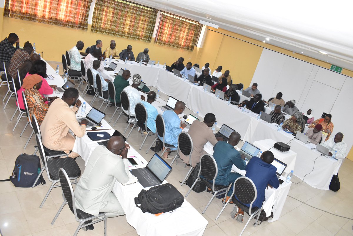 laminesamake's tweet image. #HappeningNow

Dans le cadre de la révision de la #LOASP, la FAO et d'autres partenaires tels que #Enabel et #CNCR accompagnent le #Sénégal à travers le #MASAE. 
Une retraite d'examen du rapport provisoire du bilan de la mise en œuvre de cette loi est en cours à Saly. 

#LimS